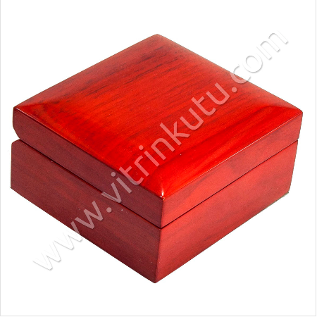 Bileklik Saat Kutusu 10.5x10 cm Ahşap Cilalı Yastıklı