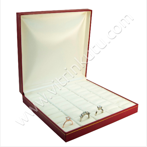 Çoklu Yüzük Kutusu 25 Bölmeli 19x19,5 cm Kırmızı Kartier