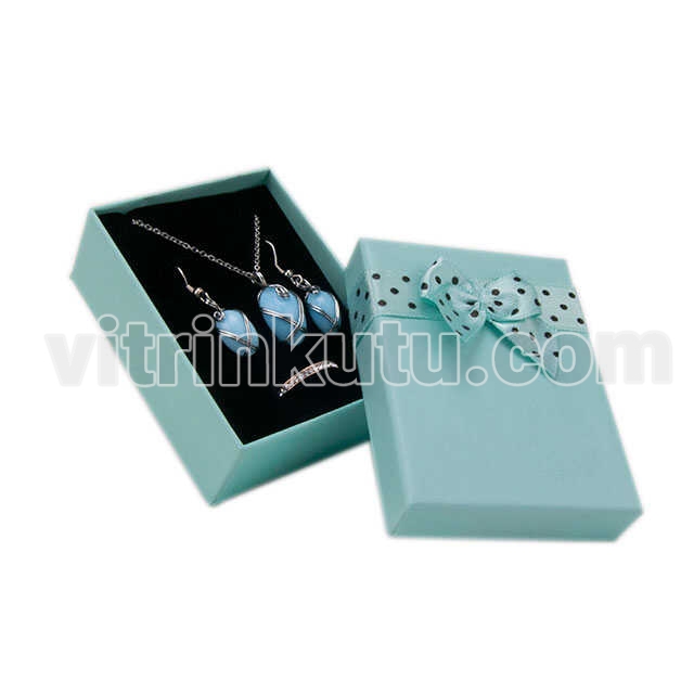 Puantiyeli Karton Set Kutusu
